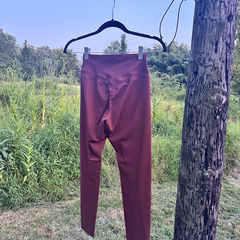 Gymshark Burgundy Leggings - Picture 4 of 4